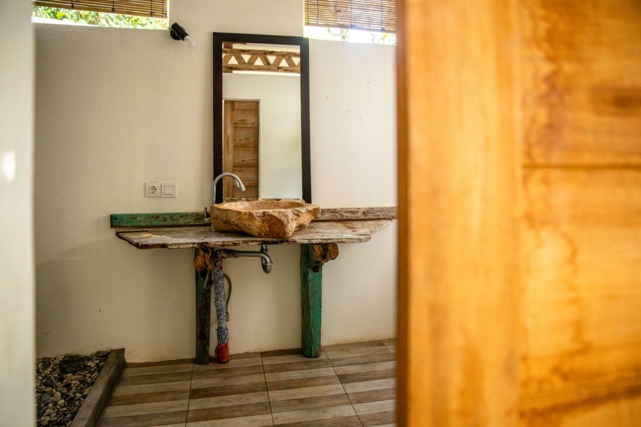 Vertical House Bali ウルワツ エクステリア 写真